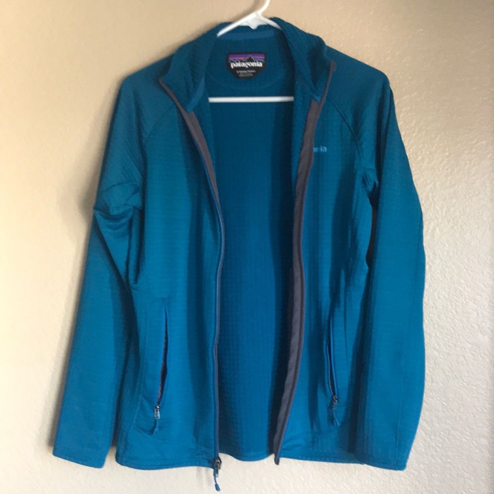 Patagonia R1 full zip sweater